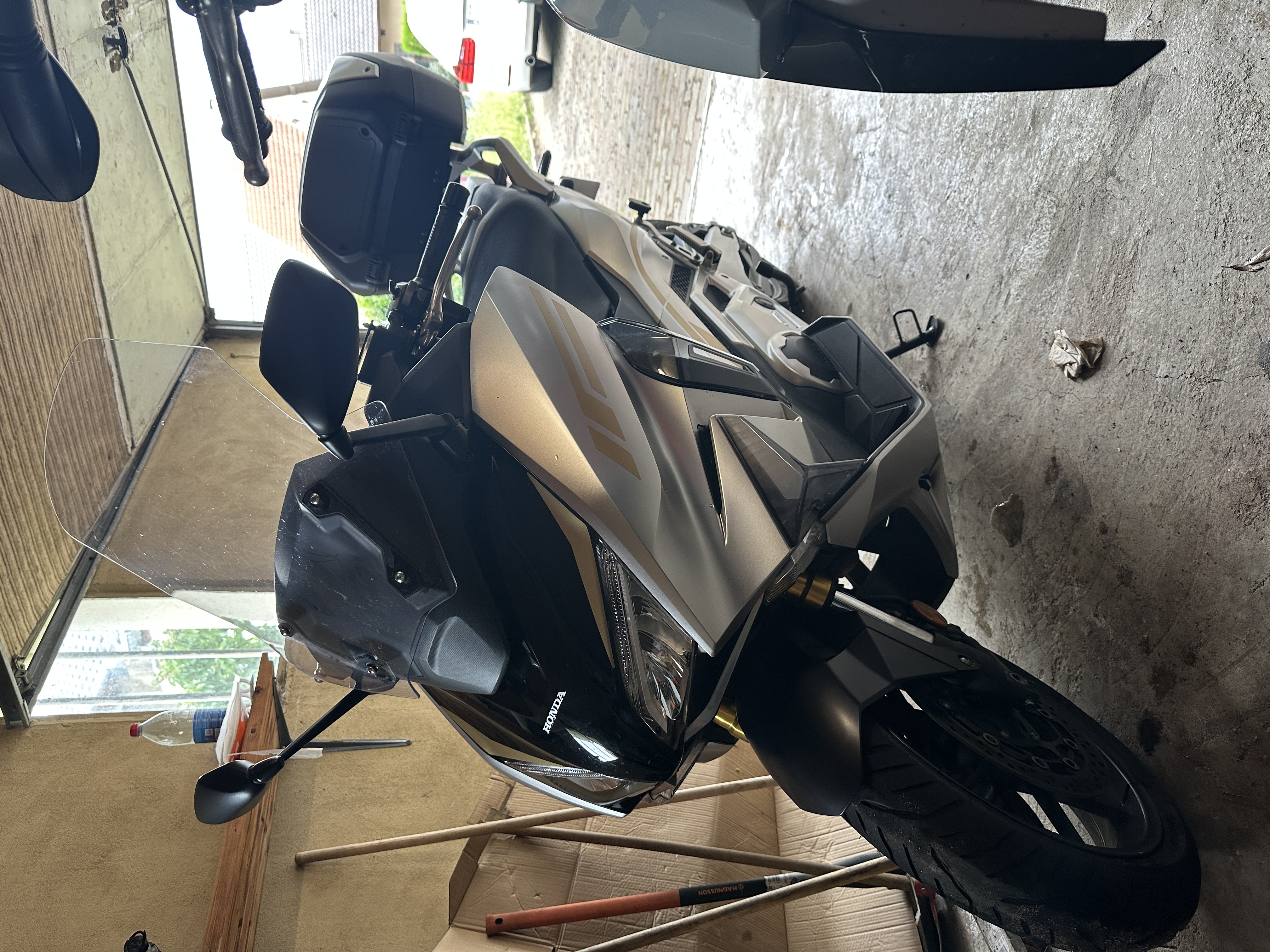 Honda Forza 750 